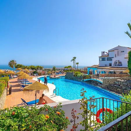 Naranjos 11b Capistrano Casasol * Nerja
